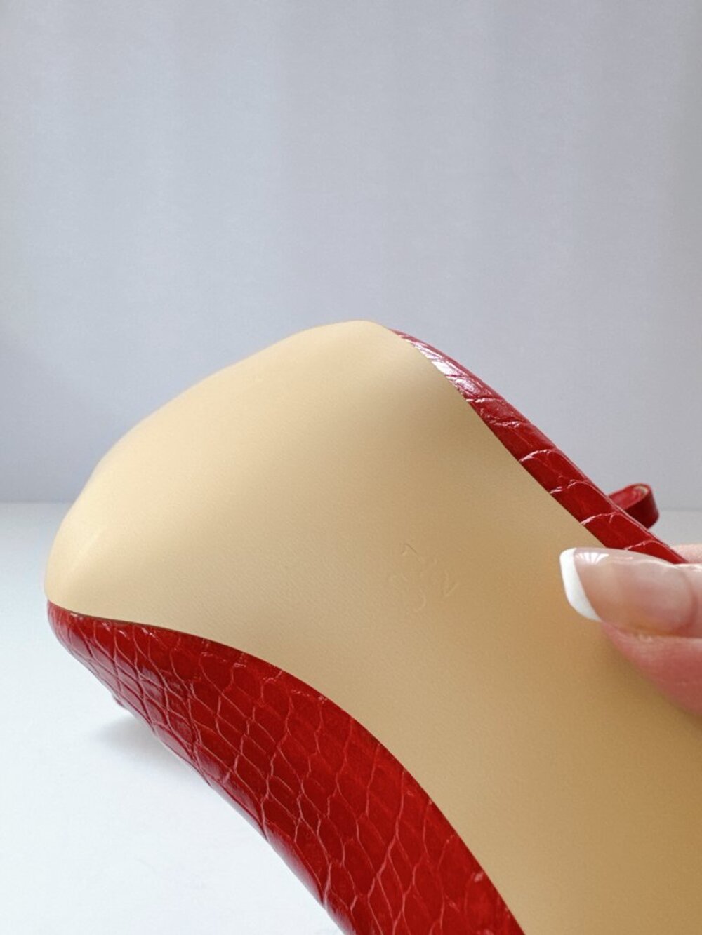 Size 8.5 Red Croc Embossed Slingback Heels Pointed Toe Elegant Pumps YDN - Picture 11 of 13